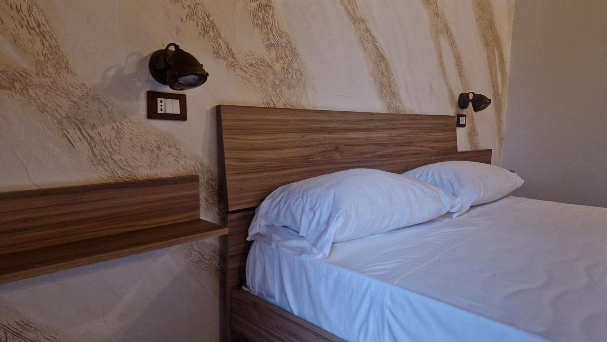 La Ciminiera Rooms Катания Экстерьер фото