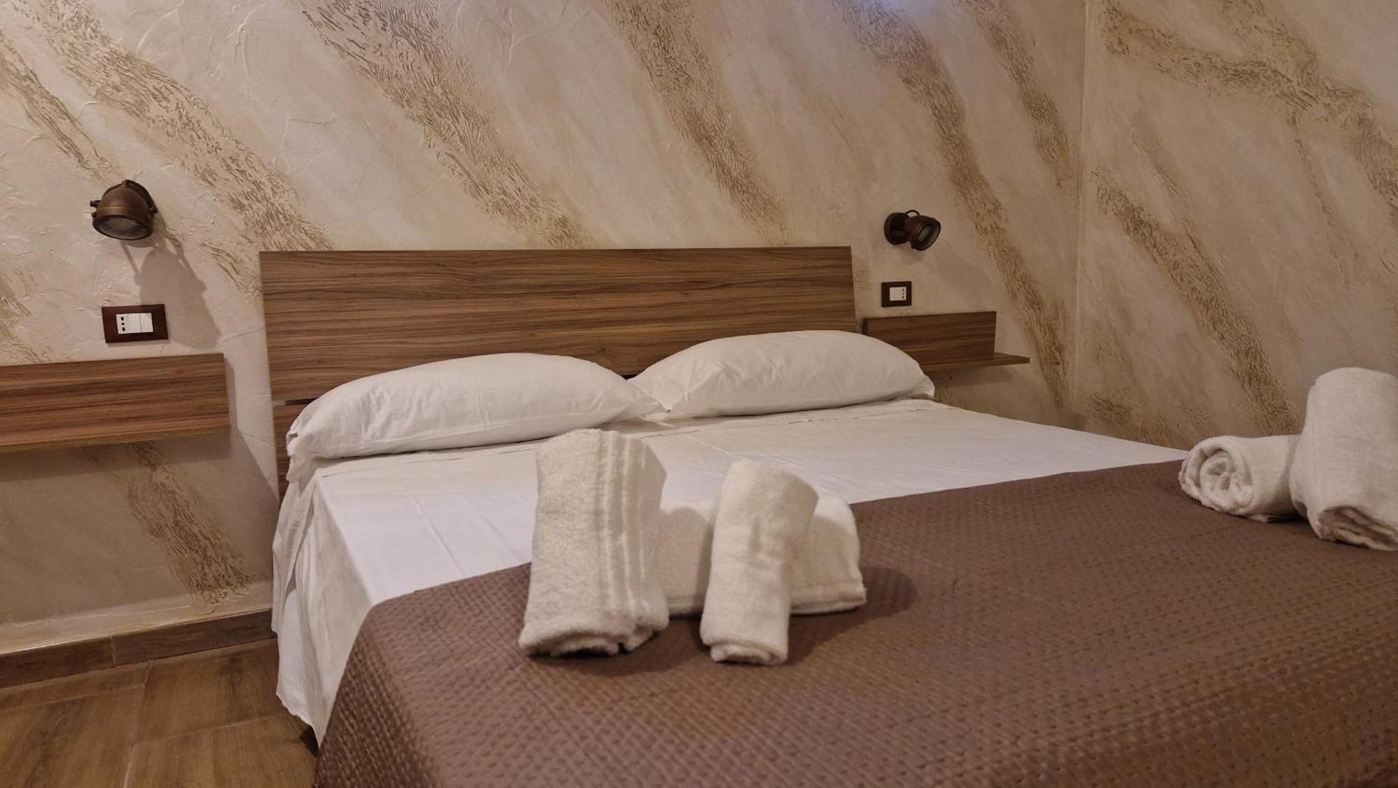 La Ciminiera Rooms Катания Экстерьер фото
