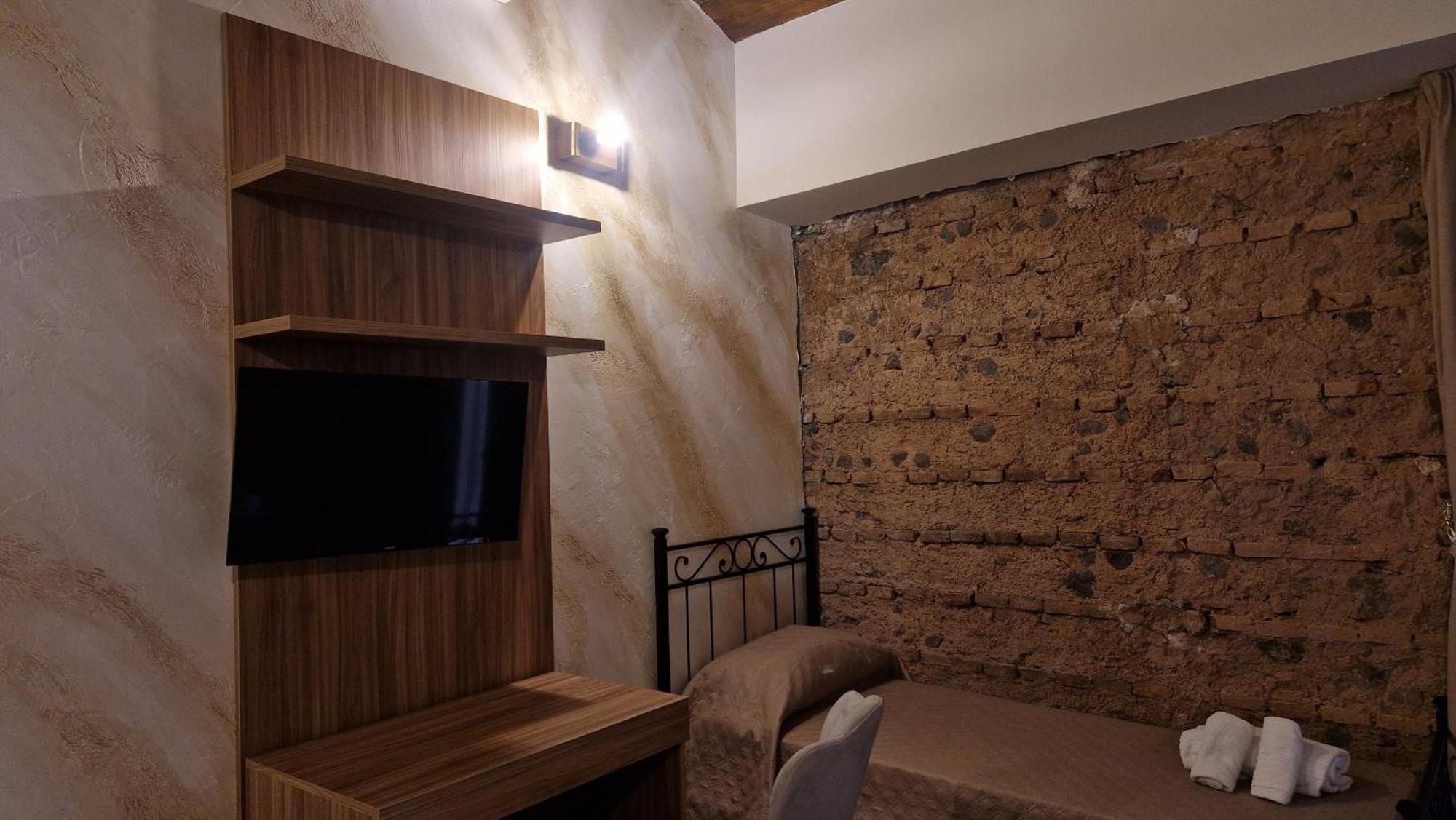 La Ciminiera Rooms Катания Экстерьер фото